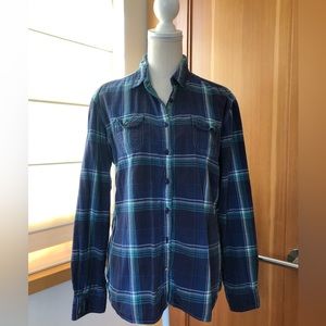 KUHL Long Sleeve Button Front Flannel Shirt Size Medium.